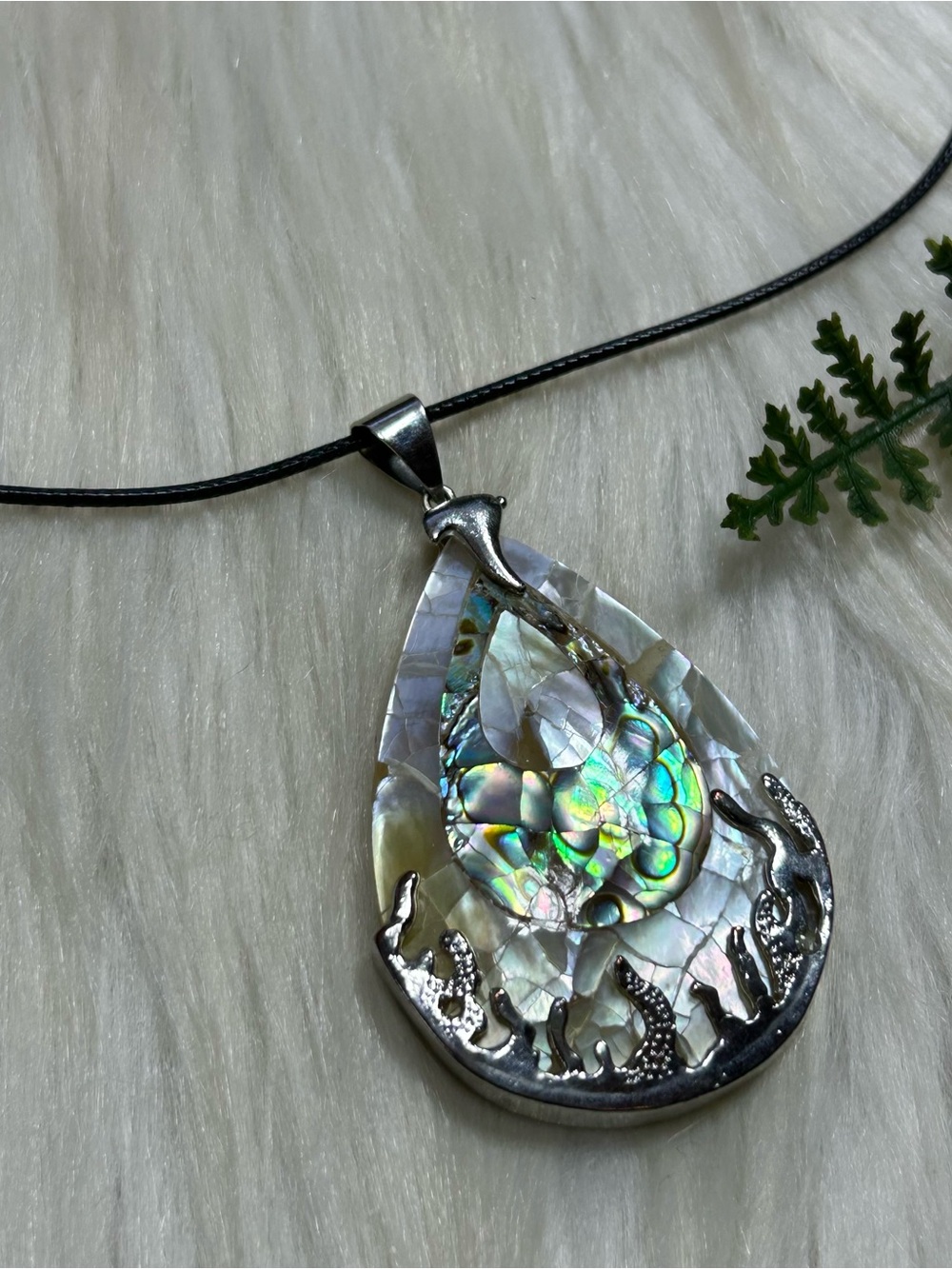 Abalone Shell Teardrop Pendant Necklace